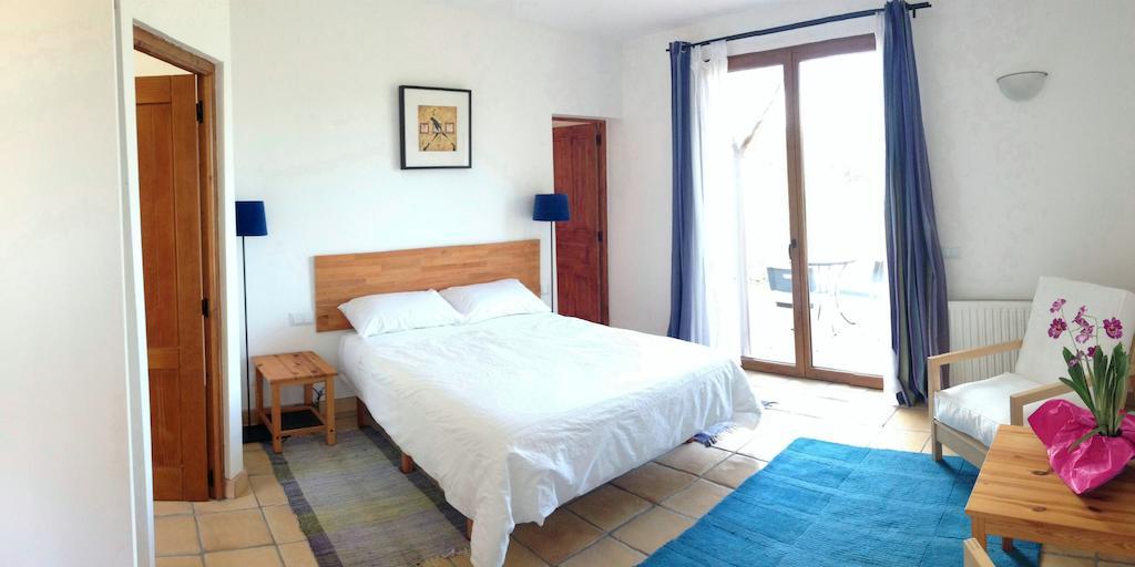 Gasthaus Alen D'Aragon Santa Eulalia de Gállego Zimmer foto