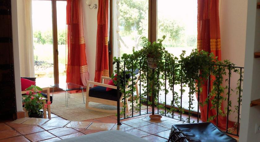 Gasthaus Alen D'Aragon Santa Eulalia de Gállego Zimmer foto